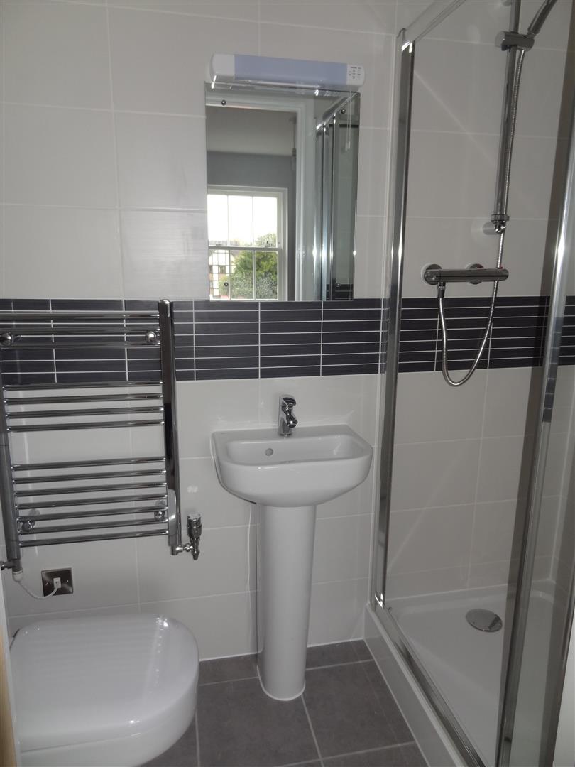 34 Rowland Court, Shrewsbury, SY2 6FP Let Agreed